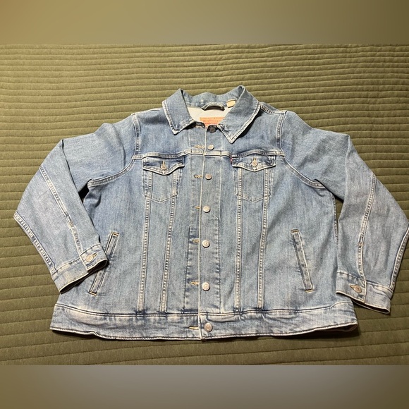 Levi's Original Trucker Jacket - Picture 2 of 13